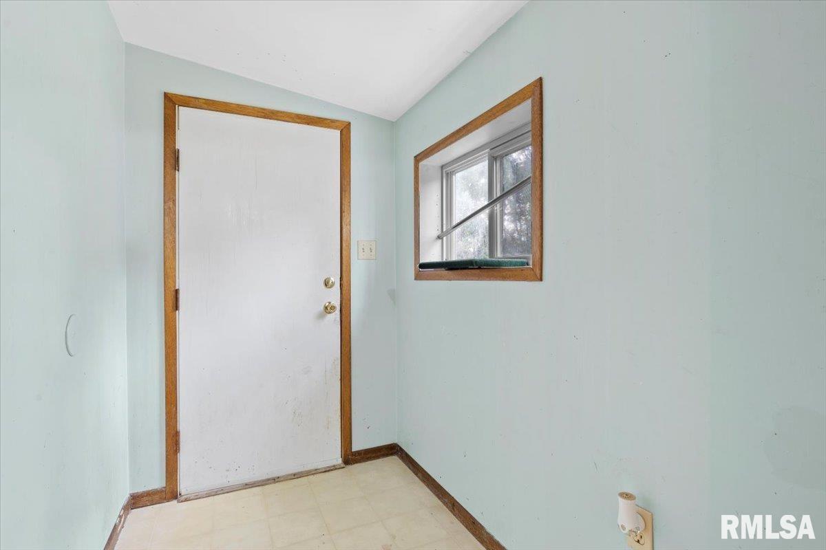 435 North Wesley Street Springfield, IL 62702 - Photo 21 of 55