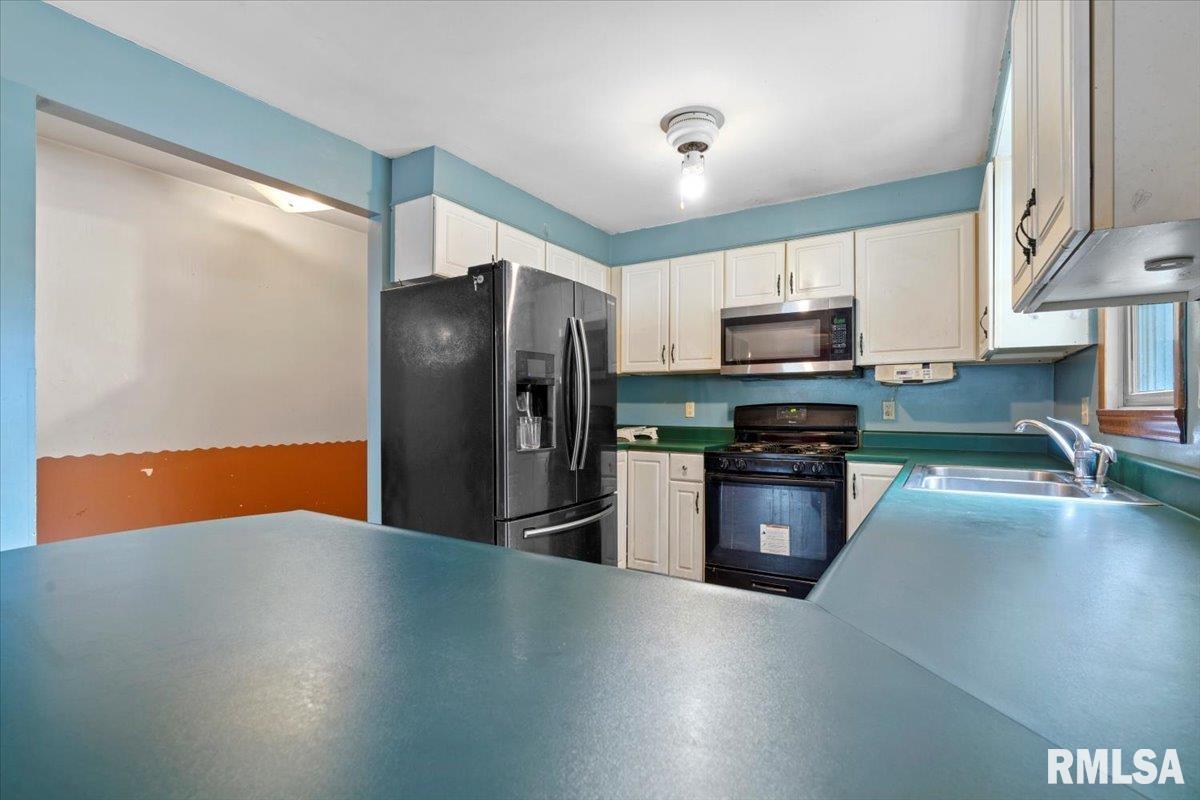 435 North Wesley Street Springfield, IL 62702 - Photo 7 of 55