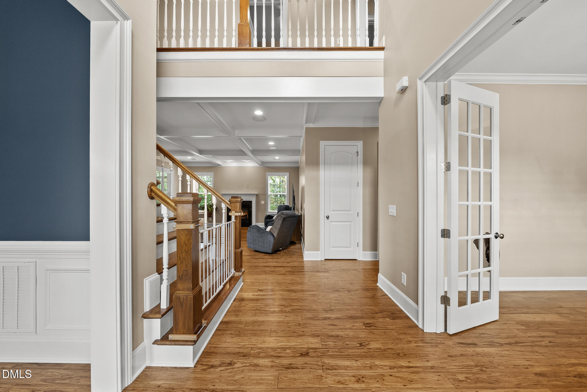 140 Restonwood Drive Apex, NC 27539 - Photo 4 of 63 Bright entry foyer