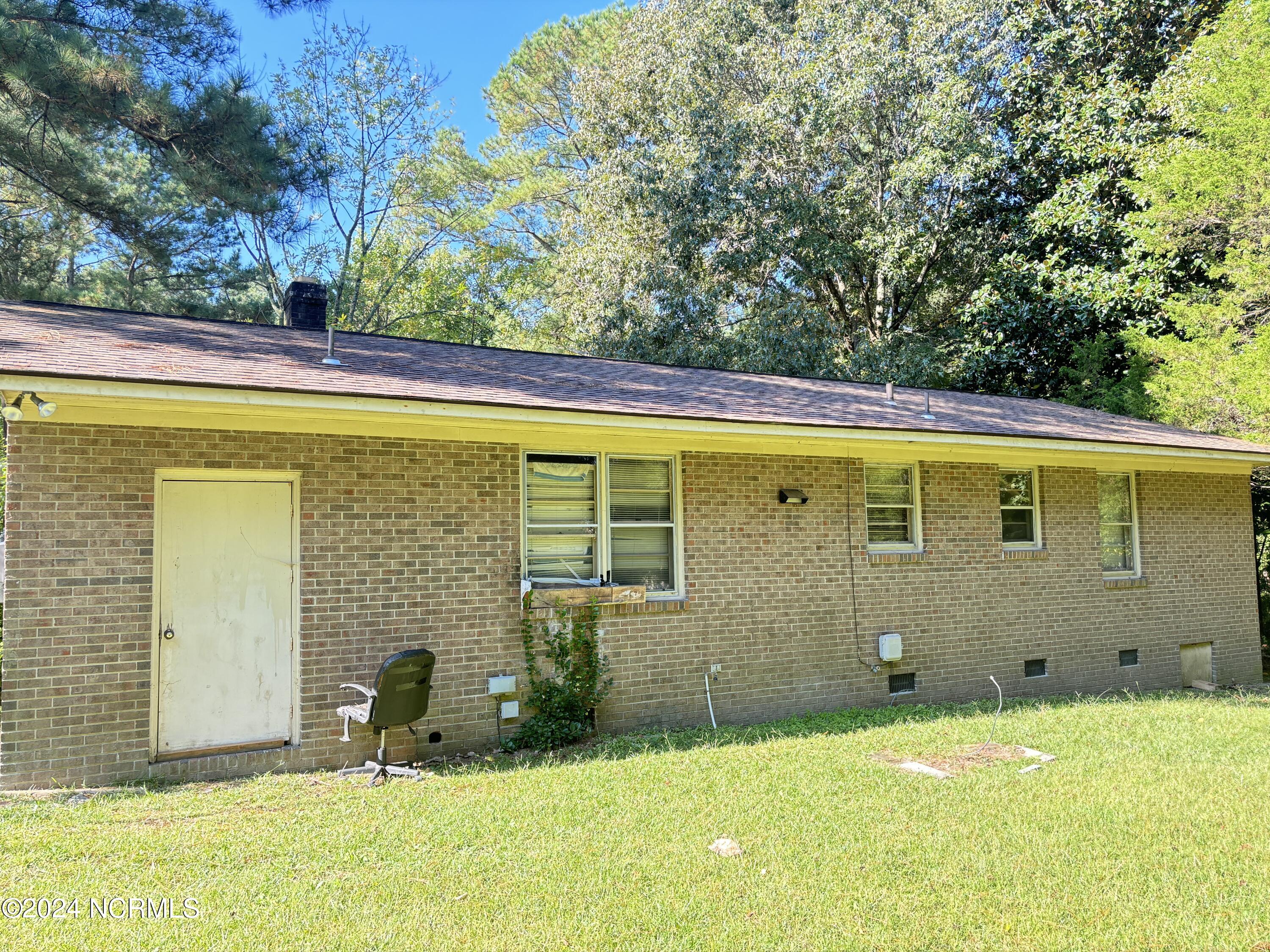 108 Oak Road Murfreesboro, NC 27855 - Photo 18 of 19 Rear View