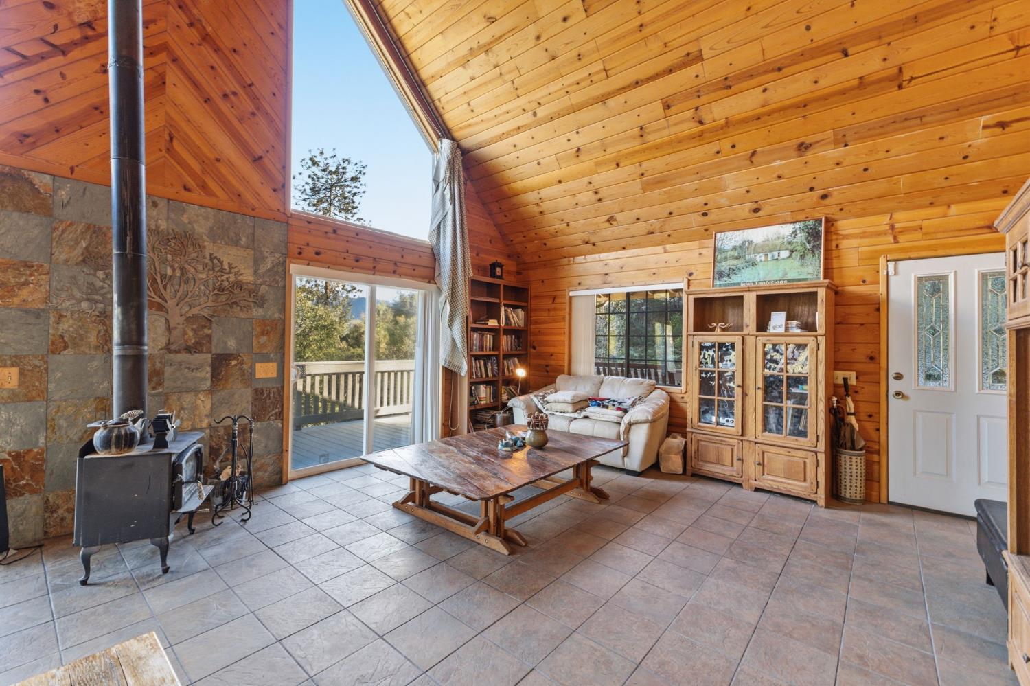 2471 Kokanee Road Mariposa, CA 95338 - Photo 10 of 39