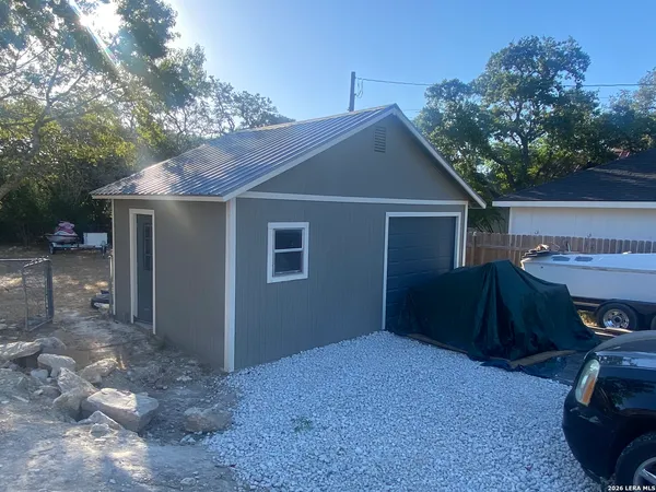 $1,700 | 1767 Live Oak Drive, Canyon Lake, TX 78133