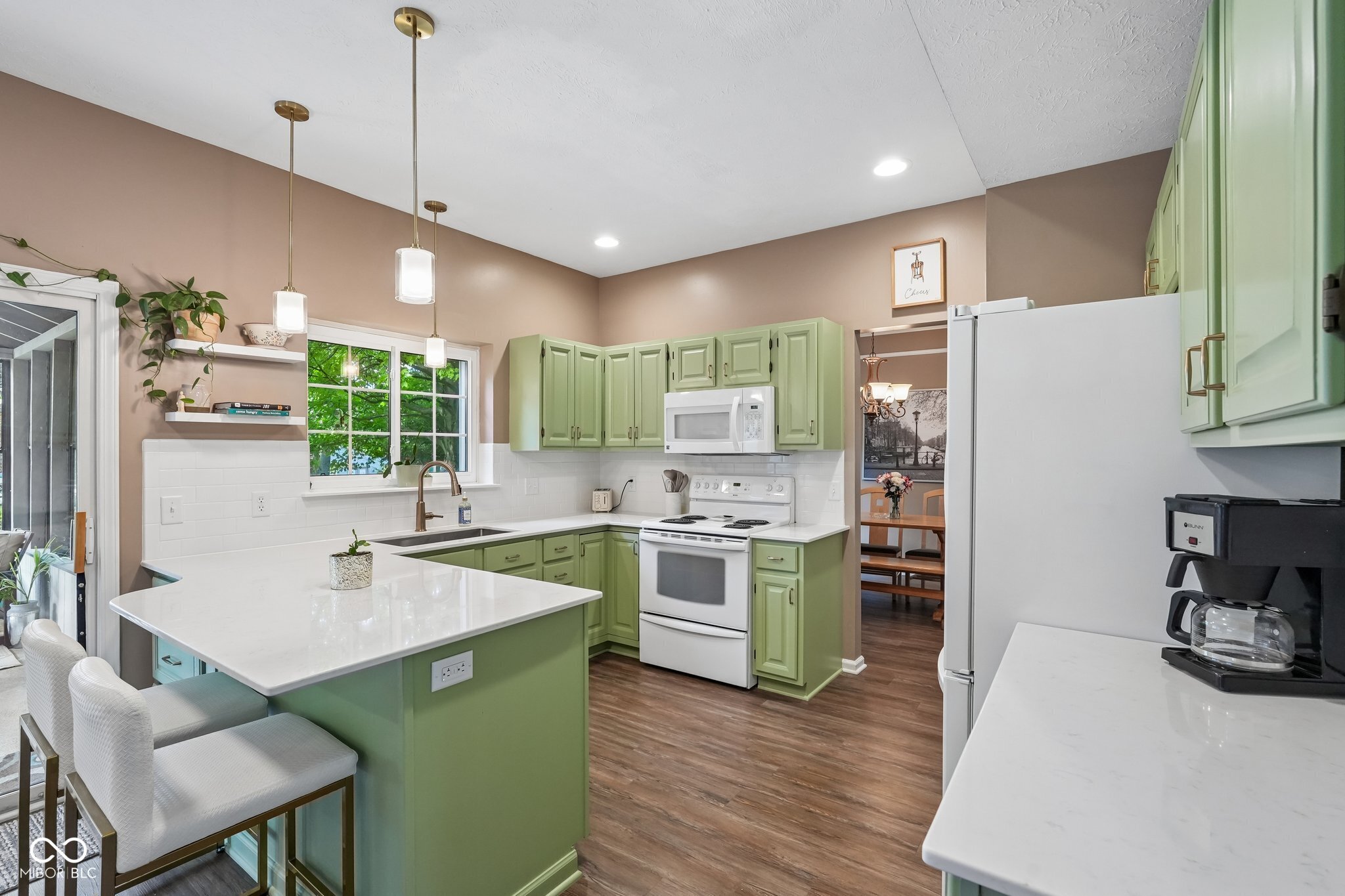 7591 Meadow Ridge Drive Fishers, IN 46038 - Photo 10 of 28
