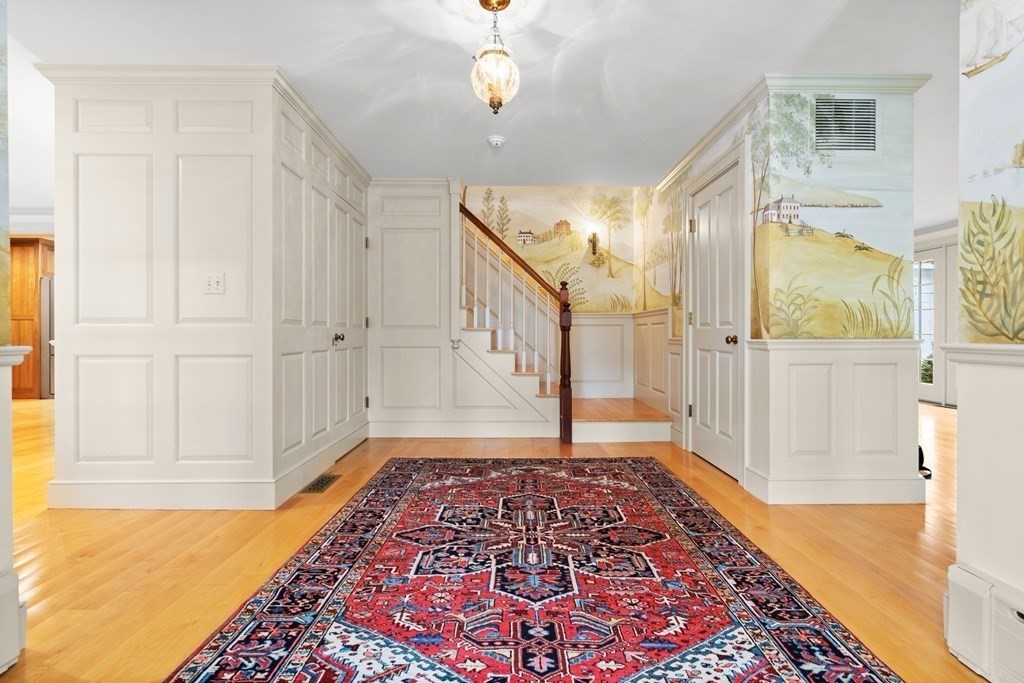 29 Cutler Road Hamilton, MA 01982 - Photo 11 of 42 a view of an entryway