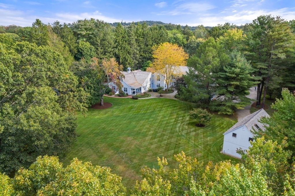29 Cutler Road Hamilton, MA 01982 - Photo 7 of 42 a view of a back yard