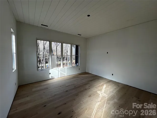 $2,995,000 | 99 Little Cherokee Ridge, Hendersonville, NC 28739