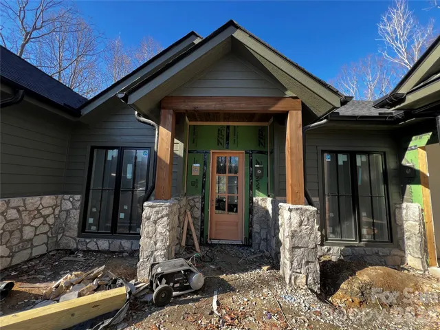 $2,995,000 | 99 Little Cherokee Ridge, Hendersonville, NC 28739