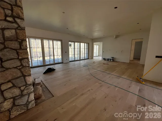 $2,995,000 | 99 Little Cherokee Ridge, Hendersonville, NC 28739