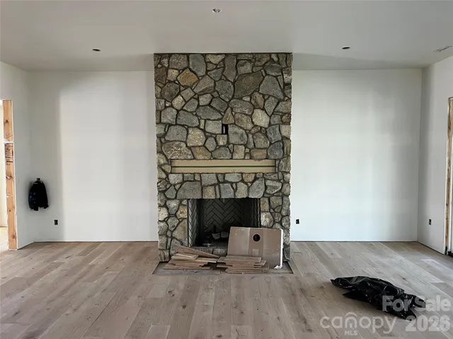 $2,995,000 | 99 Little Cherokee Ridge, Hendersonville, NC 28739