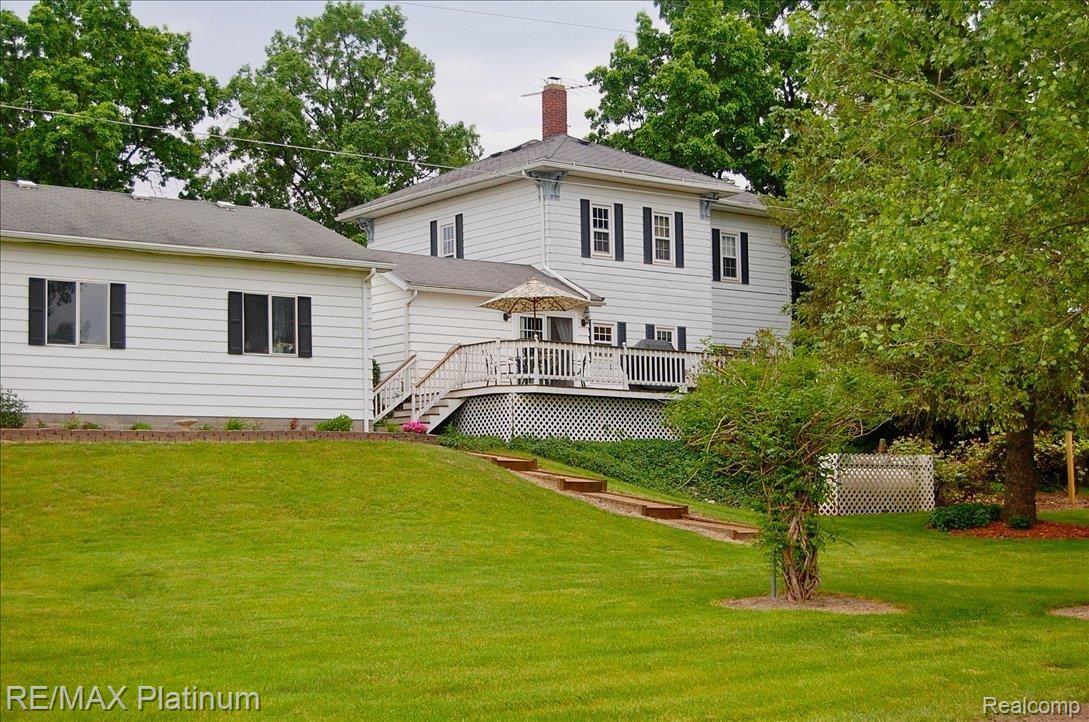 3010 West Schafer Road Howell, MI 48843 - Photo 13 of 24 Large Deck in back