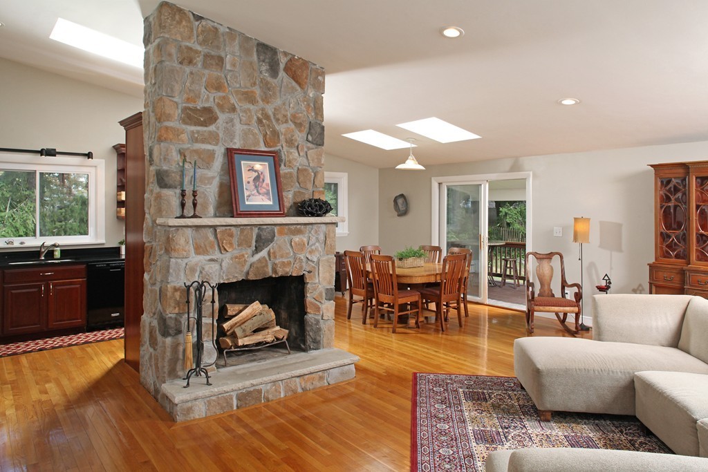 25 Rice Road Hingham, MA 02043 - Photo 1 of 14 Gallery Image 1