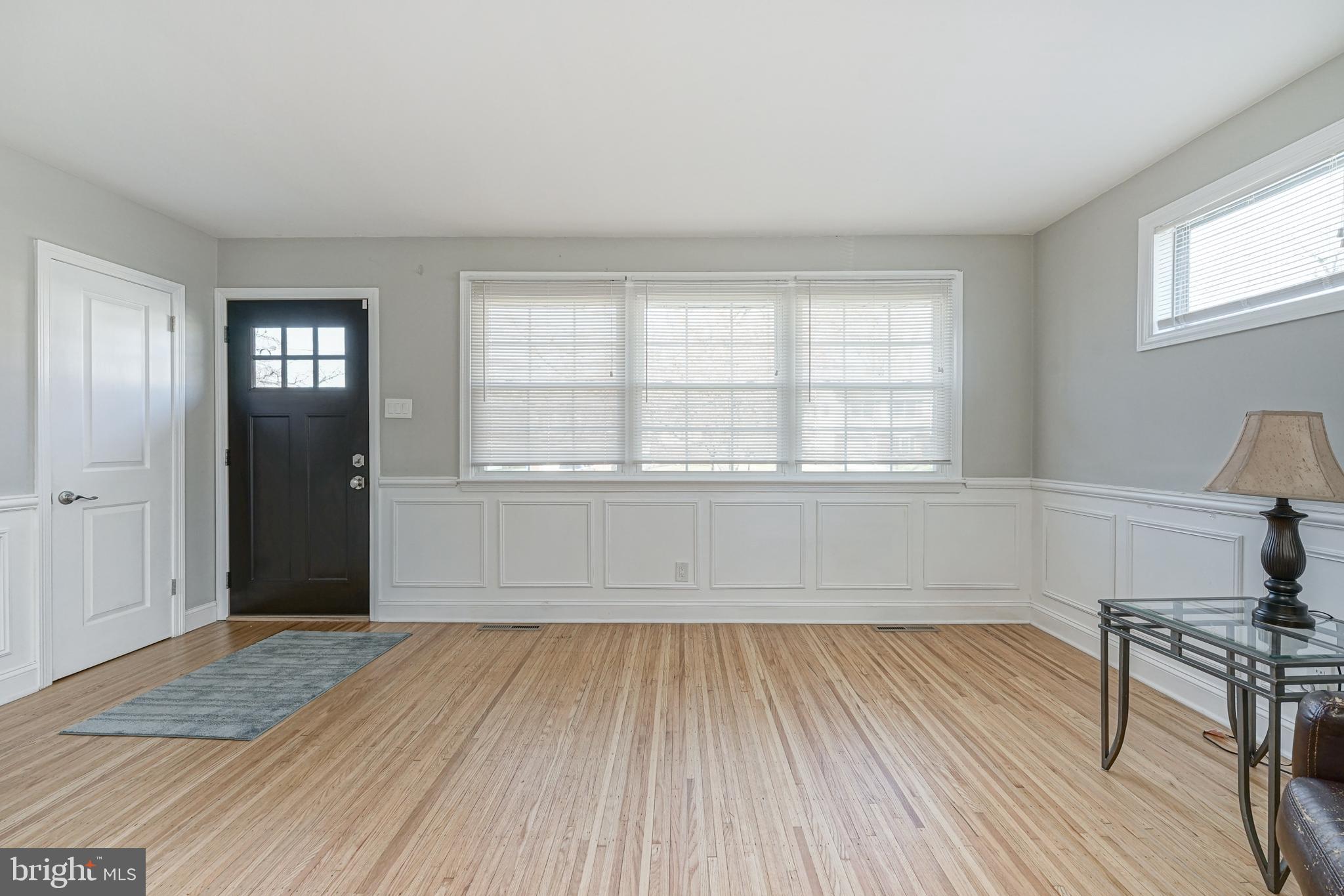 137 Willowbrook Road Cherry Hill, NJ 08034 - Photo 3 of 25 Gallery Image 3