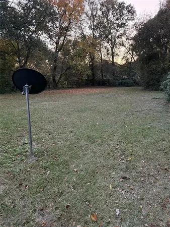 a view of a outdoor space