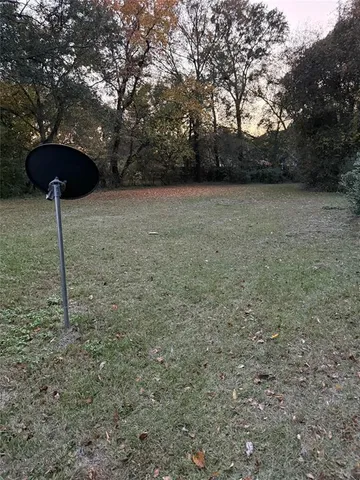 a view of a outdoor space