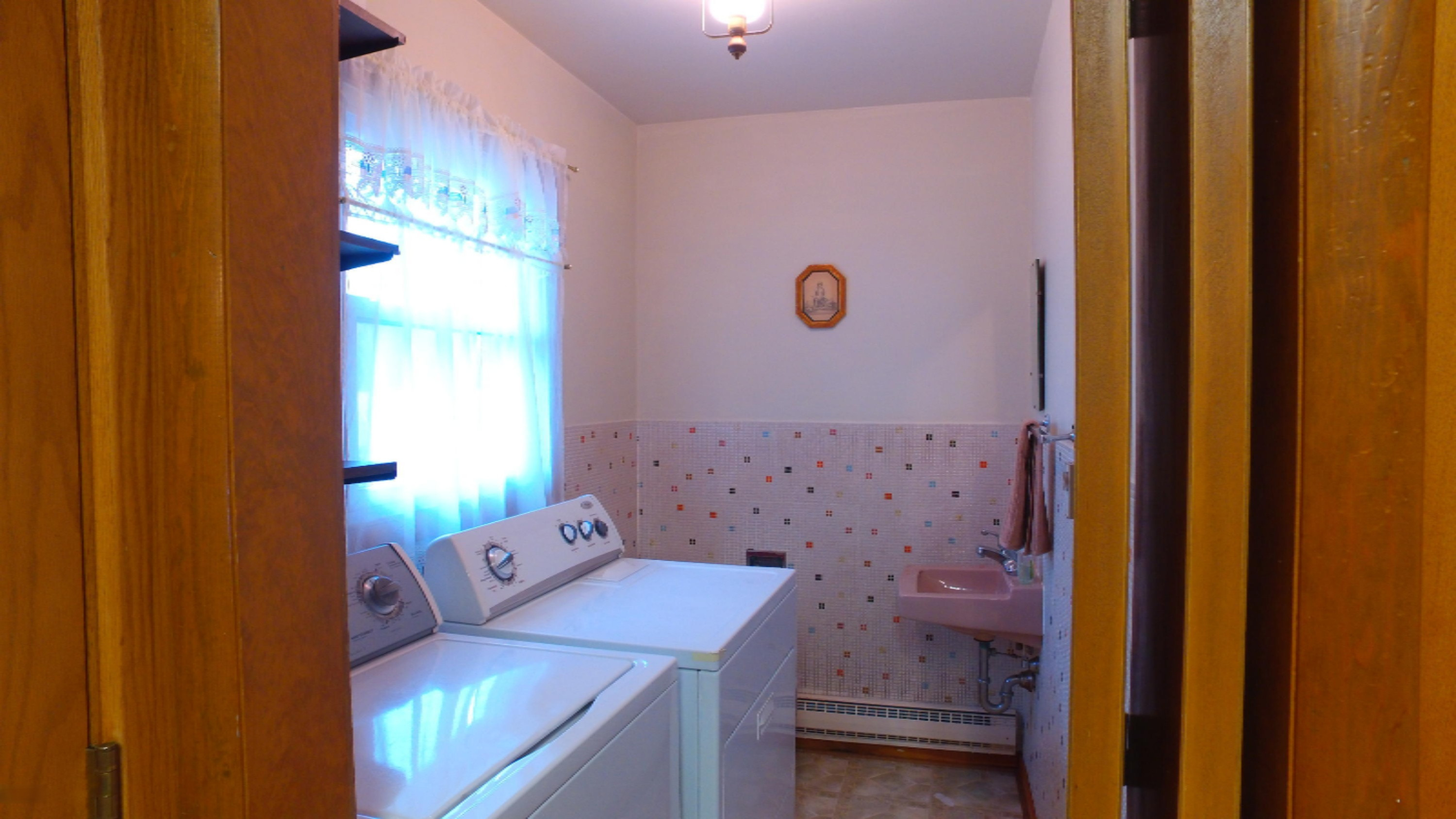 6183 Becht Road Coloma, MI 49038 - Photo 28 of 48 1/2 bath Laundry rm