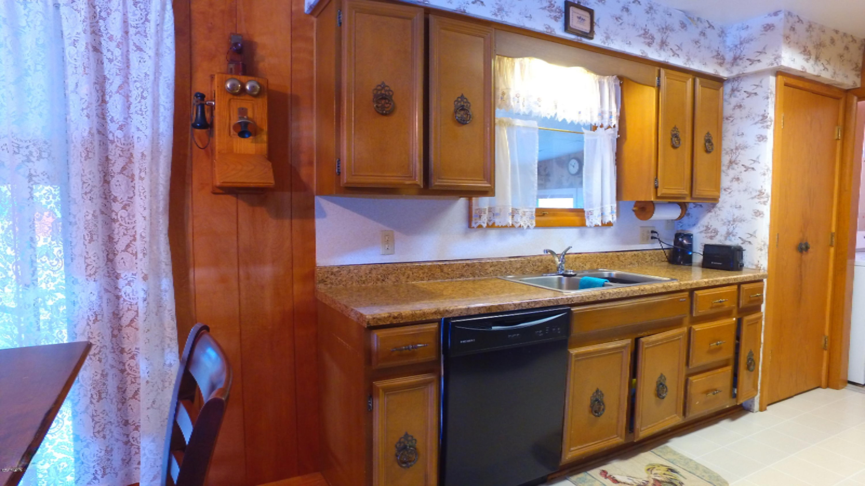 6183 Becht Road Coloma, MI 49038 - Photo 30 of 48 Kitchen
