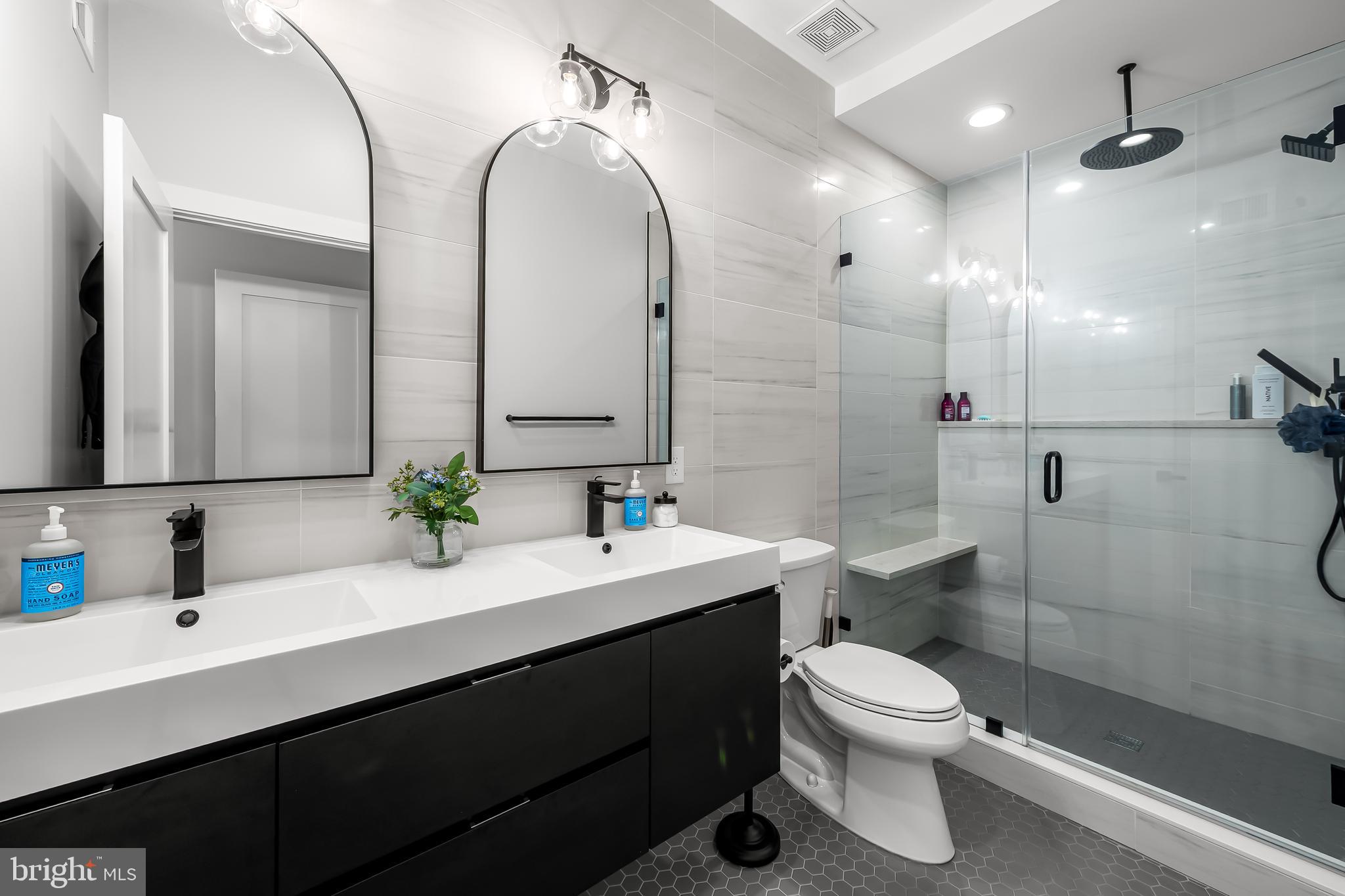 710 Baylis Street Baltimore, MD 21224 - Photo 19 of 46 Primary Full Bath with Walk-In Shower