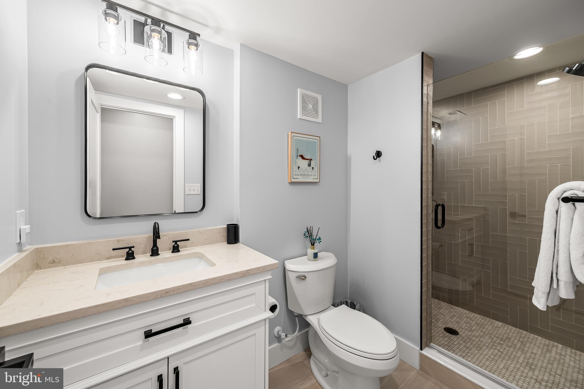 710 Baylis Street Baltimore, MD 21224 - Photo 26 of 46 Lower Level Full Bath