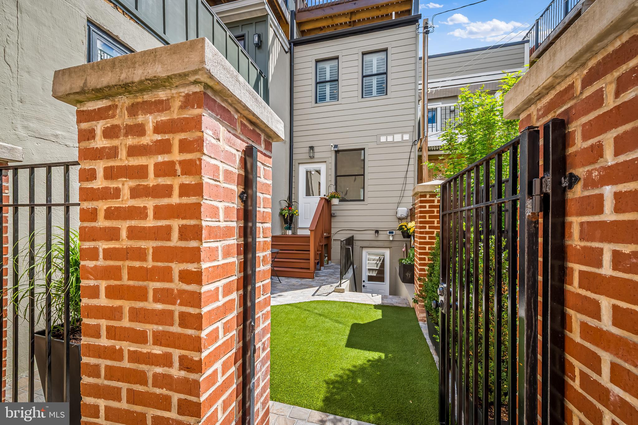 710 Baylis Street Baltimore, MD 21224 - Photo 30 of 46 Rear Entrance to Patio