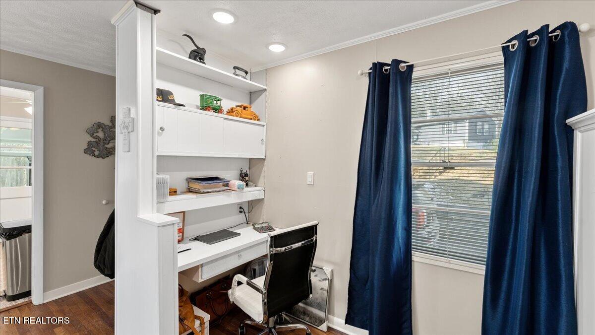 335 East Drive Oak Ridge, TN 37830 - Photo 11 of 40 11-Dining Area