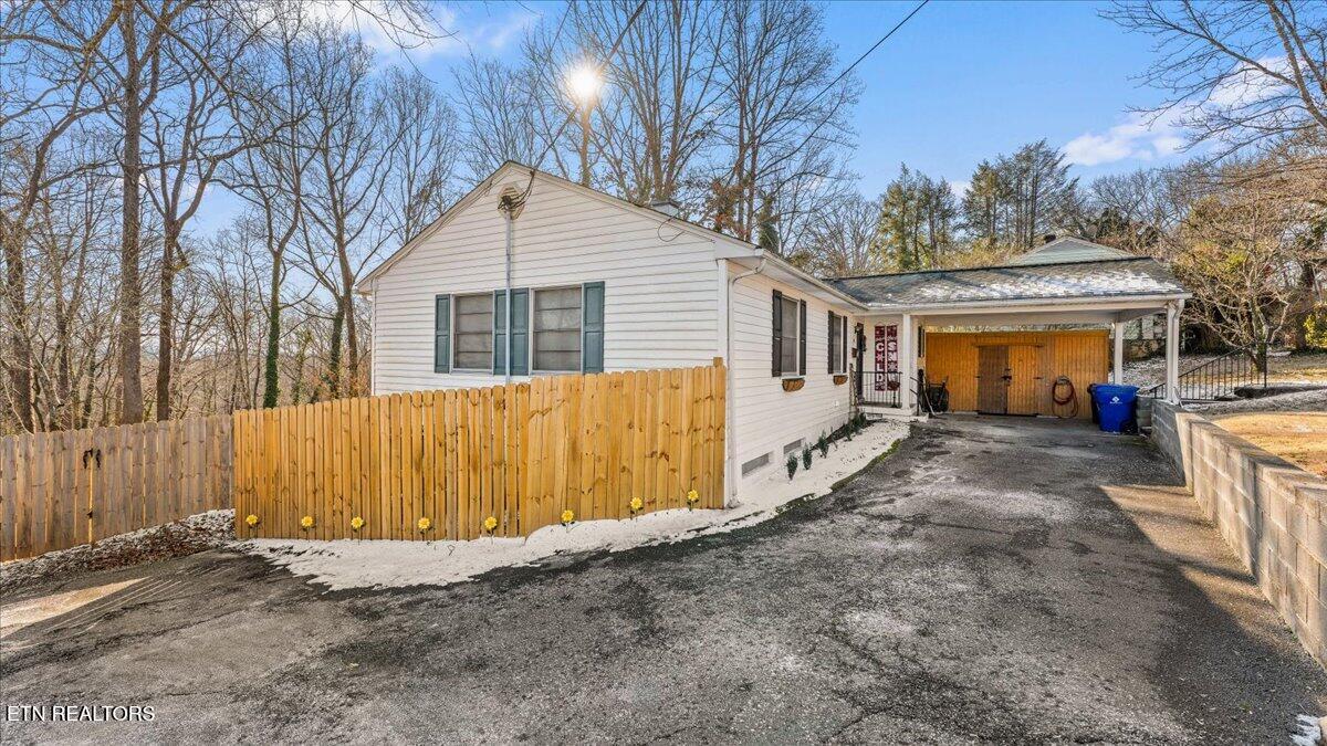 335 East Drive Oak Ridge, TN 37830 - Photo 39 of 40 39-Exterior