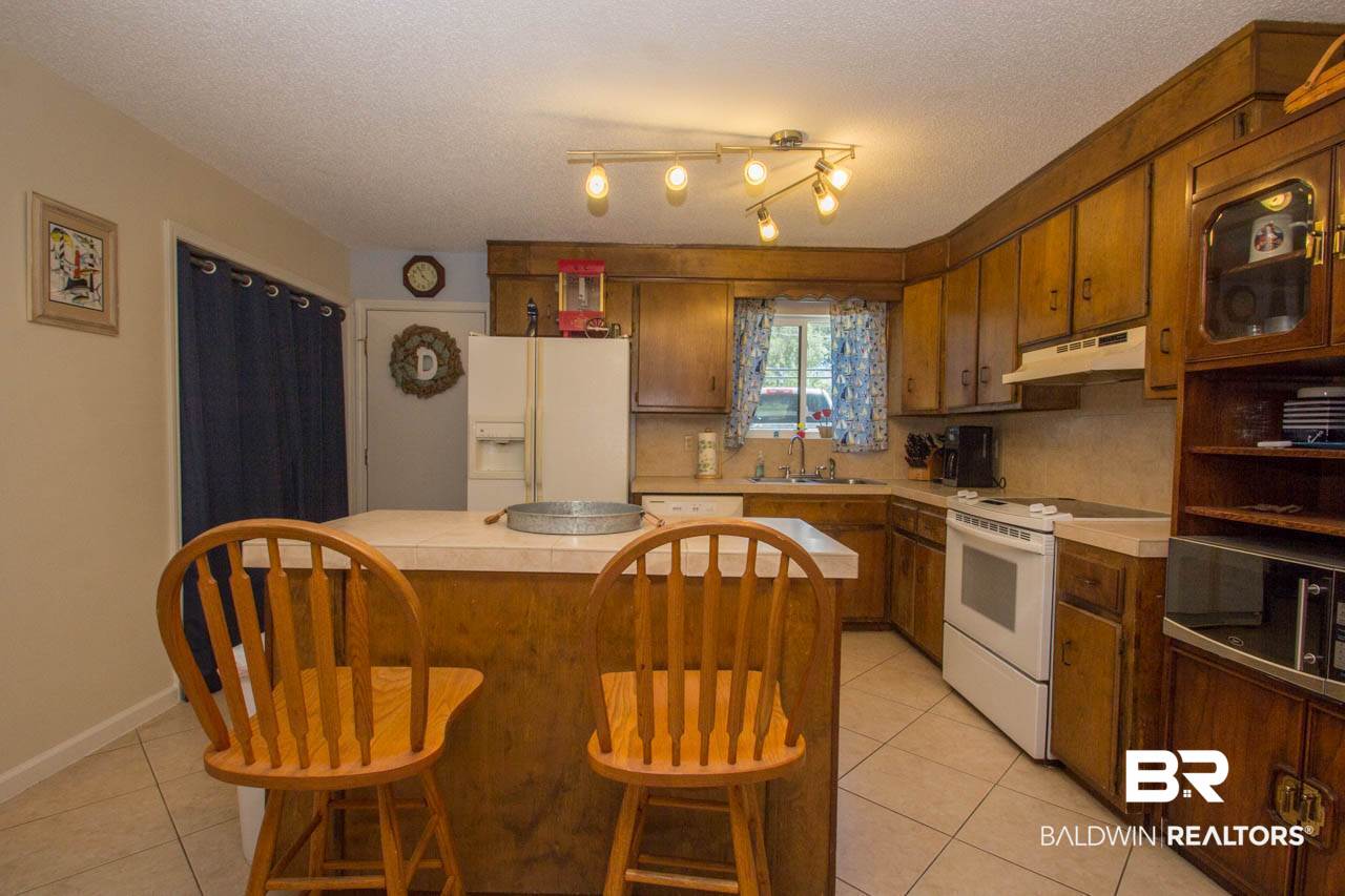 15005 Innerarity Point Road, Unit 15005 Pensacola, FL 32507 - Photo 15 of 28