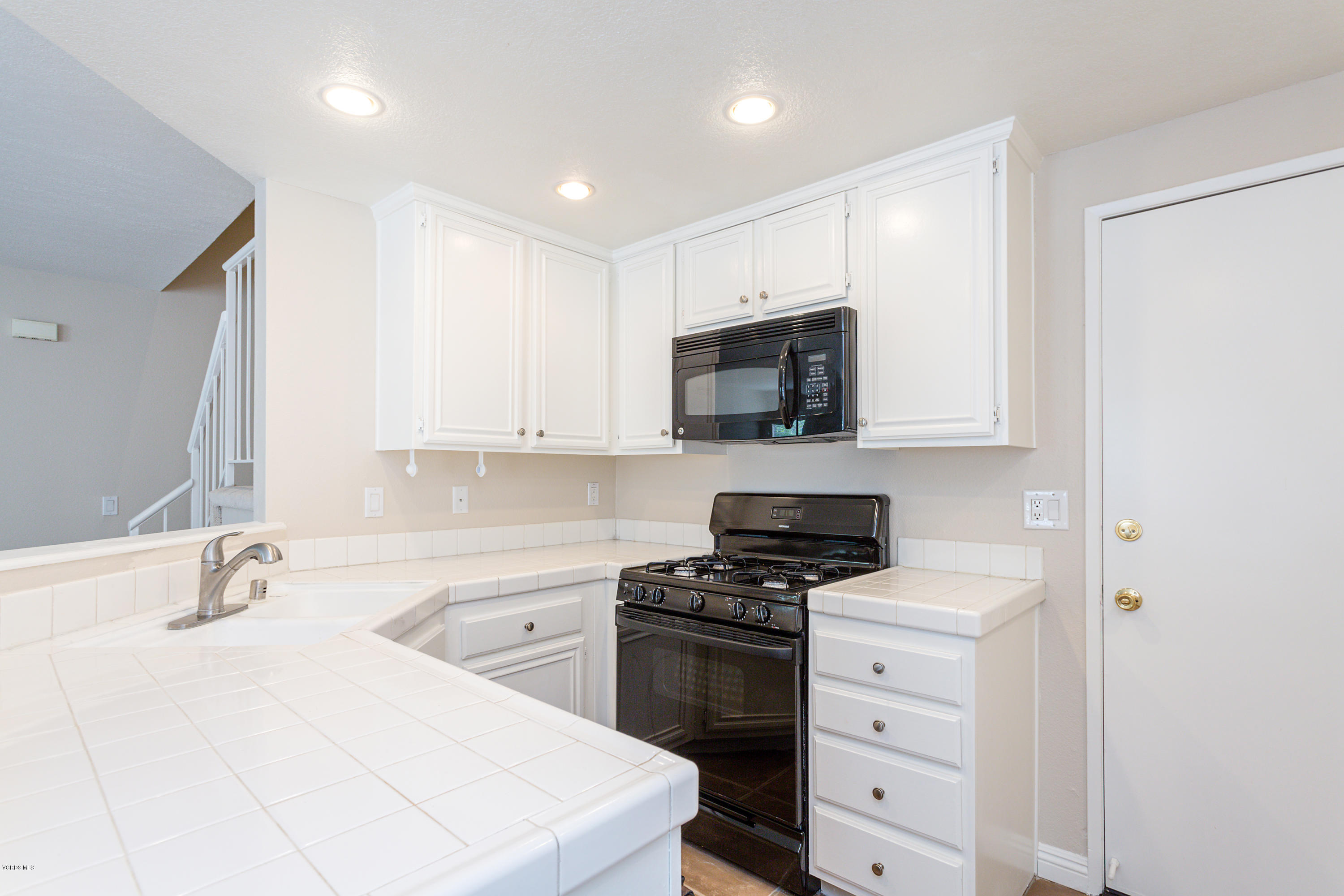 3958 Cochran Street, Unit 63 Simi Valley, CA 93063 - Photo 11 of 28 Cochran11