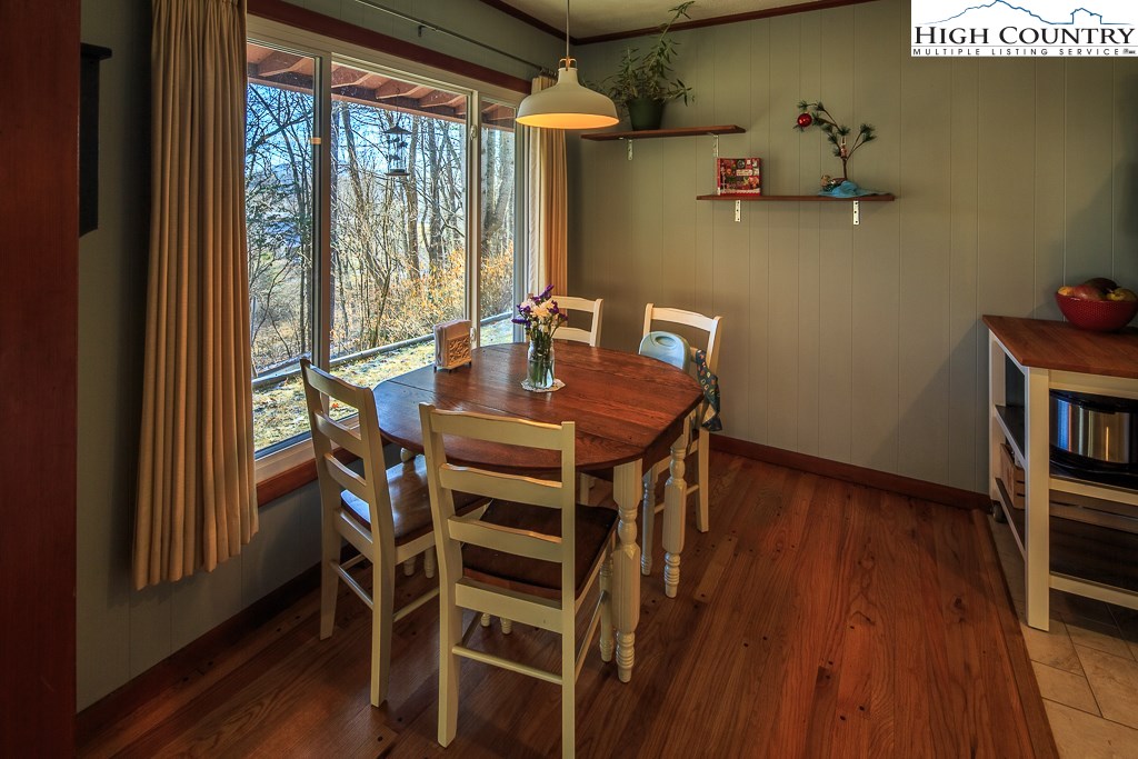 247 Hidden Valley Circle Boone, NC 28607 - Photo 11 of 46 Gallery Image 11