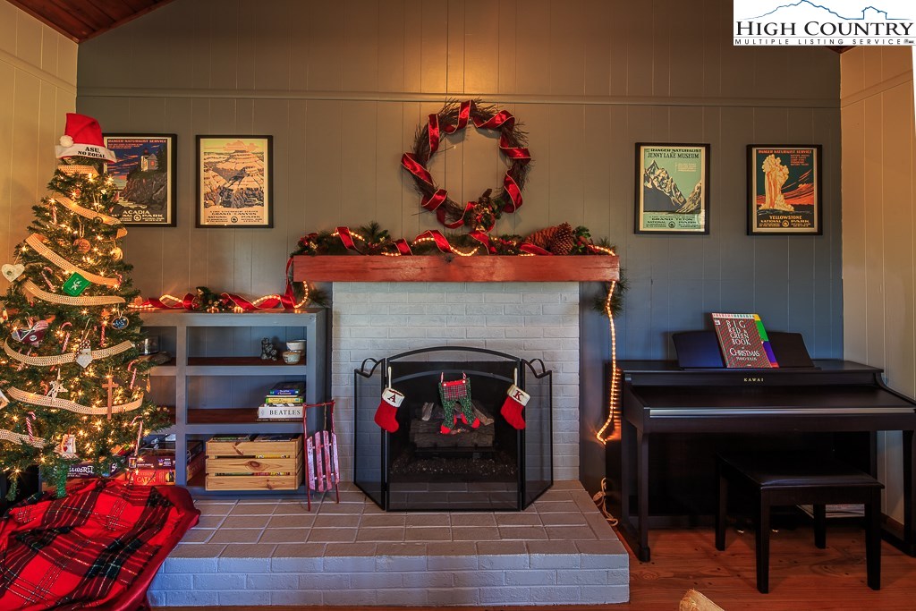 247 Hidden Valley Circle Boone, NC 28607 - Photo 7 of 46 Gallery Image 7