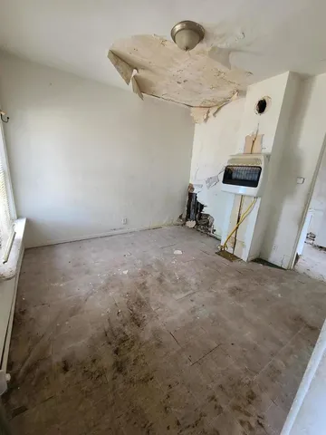 $116,000 | 120 East Kensington Avenue, Chicago, IL 60628