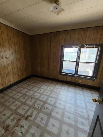 $116,000 | 120 East Kensington Avenue, Chicago, IL 60628