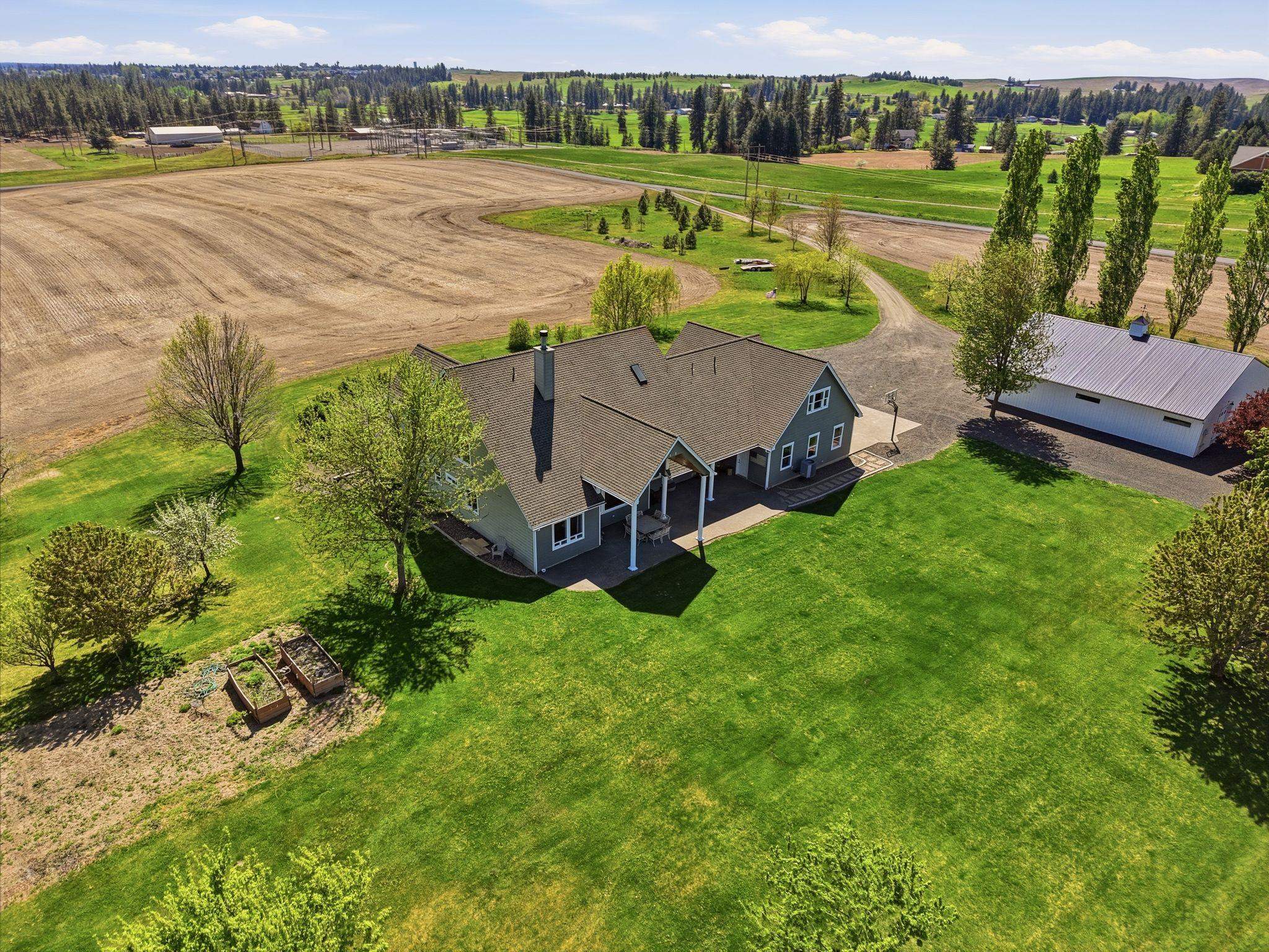 10628 West Jensen Road Cheney, WA 99004 - Photo 5 of 46