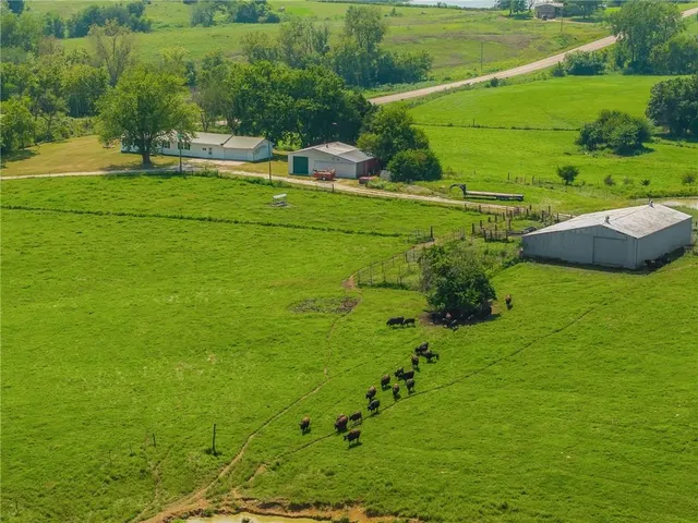 $900,000 | 44578 6th Highway, Humphreys, MO 64646