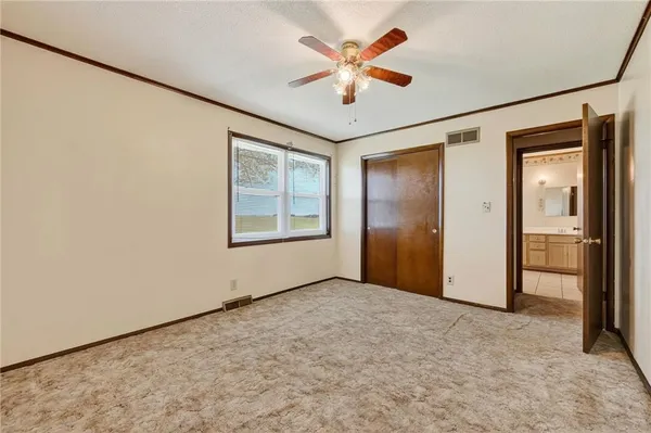 $350,000 | 44578 6th Highway, Humphreys, MO 64646