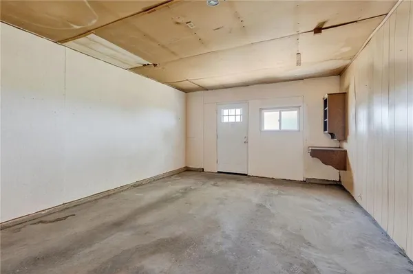 $350,000 | 44578 6th Highway, Humphreys, MO 64646