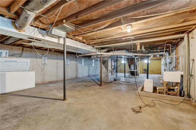 $900,000 | 44578 6th Highway, Humphreys, MO 64646