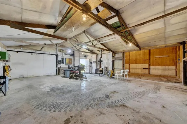 $900,000 | 44578 6th Highway, Humphreys, MO 64646