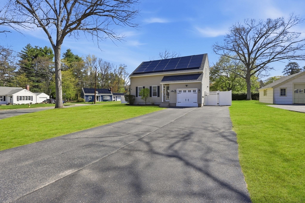 33 Winding Lane Springfield, MA 01118 - Photo 38 of 42