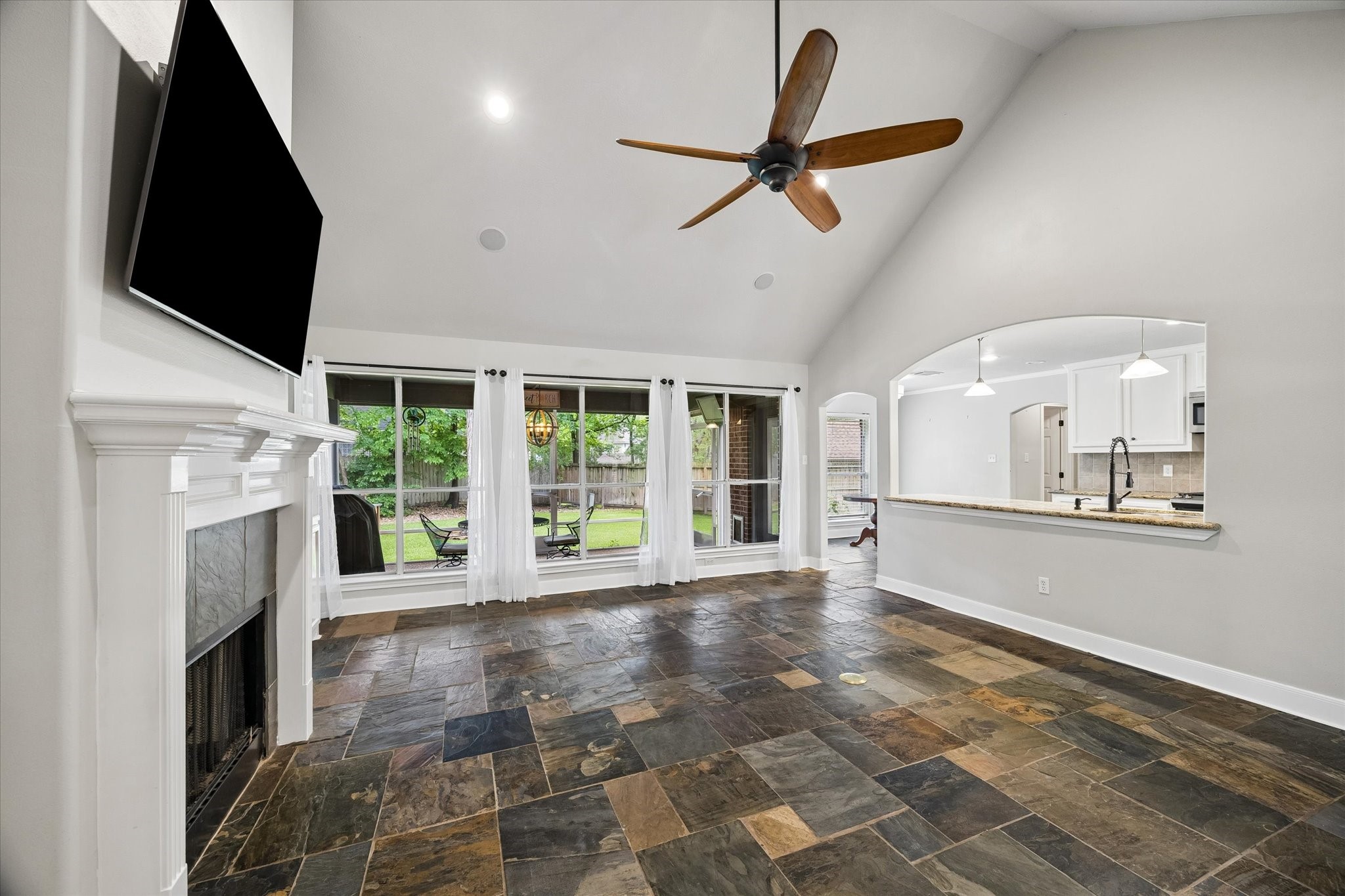 109 Dawns Edge Conroe, TX 77356 - Photo 5 of 24 a view of livingroom and hardwood floor