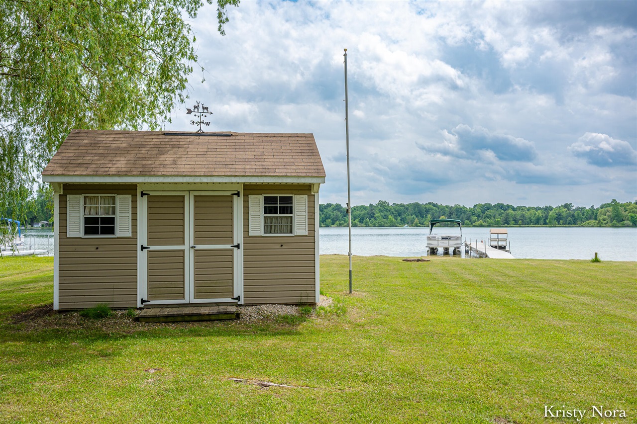 5937 East Pakes Road Crystal, MI 48818 - Photo 23 of 34