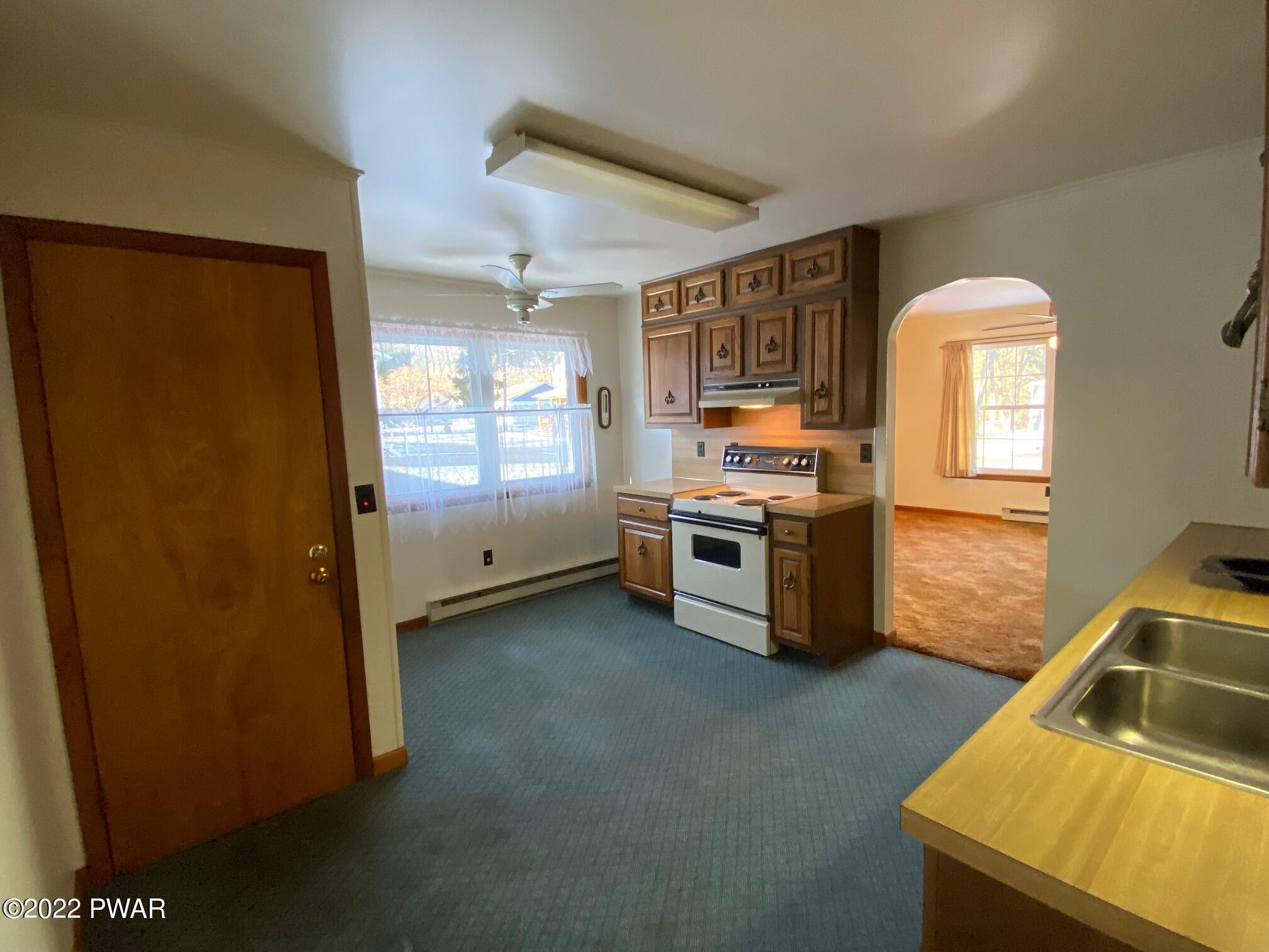 26 Patterson Street Waymart, PA 18472 - Photo 22 of 35