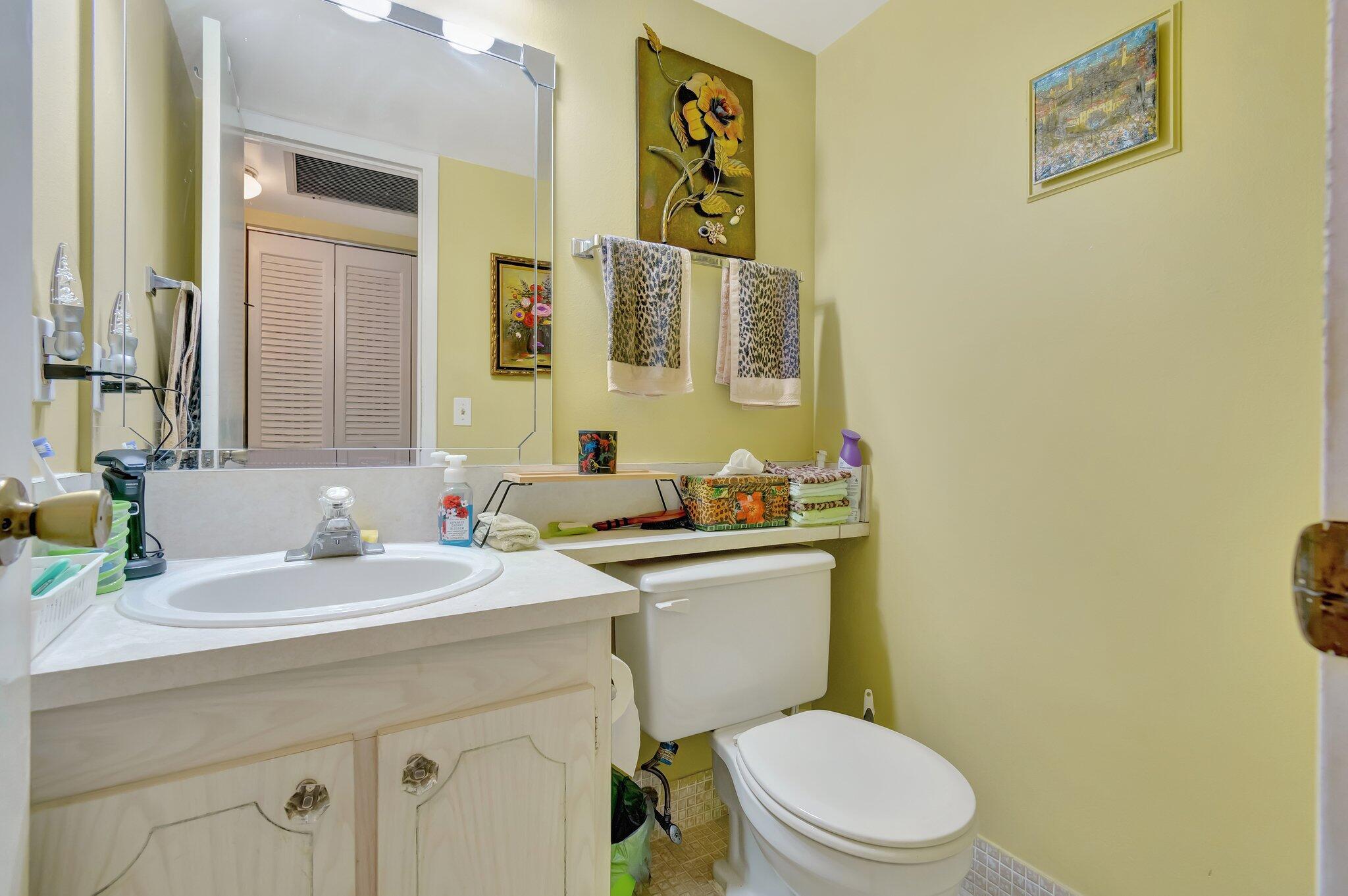 573 Fanshaw North Boca Raton, FL 33434 - Photo 18 of 70 21-web-or-mls-DSC_8766