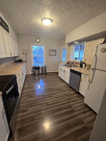 $210,000 | 1318 4th Avenue, Lake Odessa, MI 48849