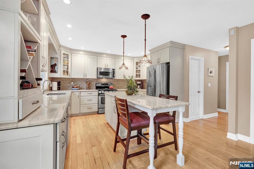 98 Maple Street Rutherford, NJ 07070 - Photo 16 of 50
