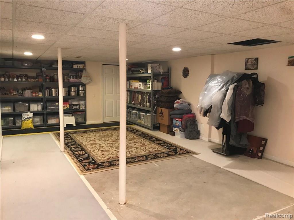 40848 Worthington Road Canton, MI 48188 - Photo 21 of 25