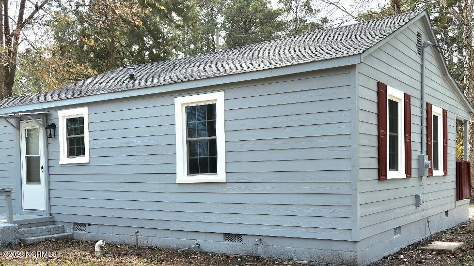 225 Cobb Road Kinston, NC 28501 - Photo 5 of 17 rear