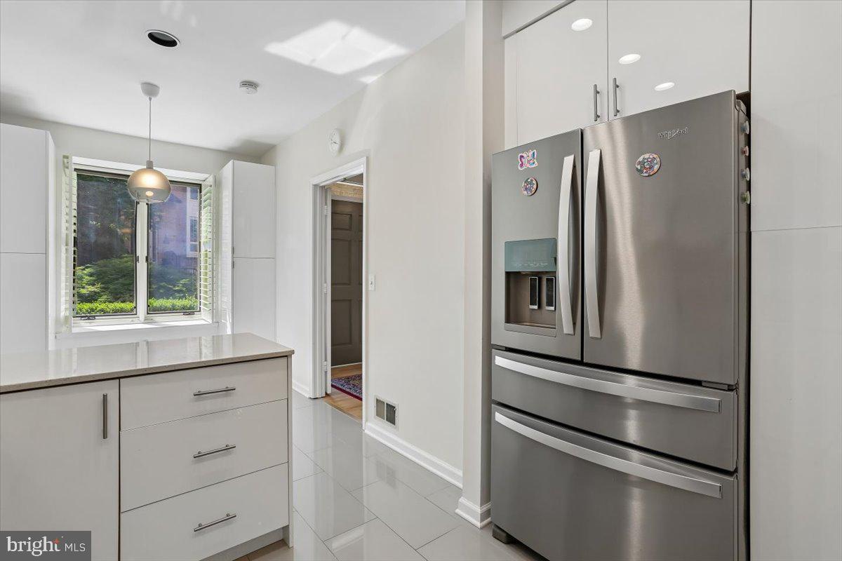 6113 Goldtree Way Bethesda, MD 20817 - Photo 21 of 75