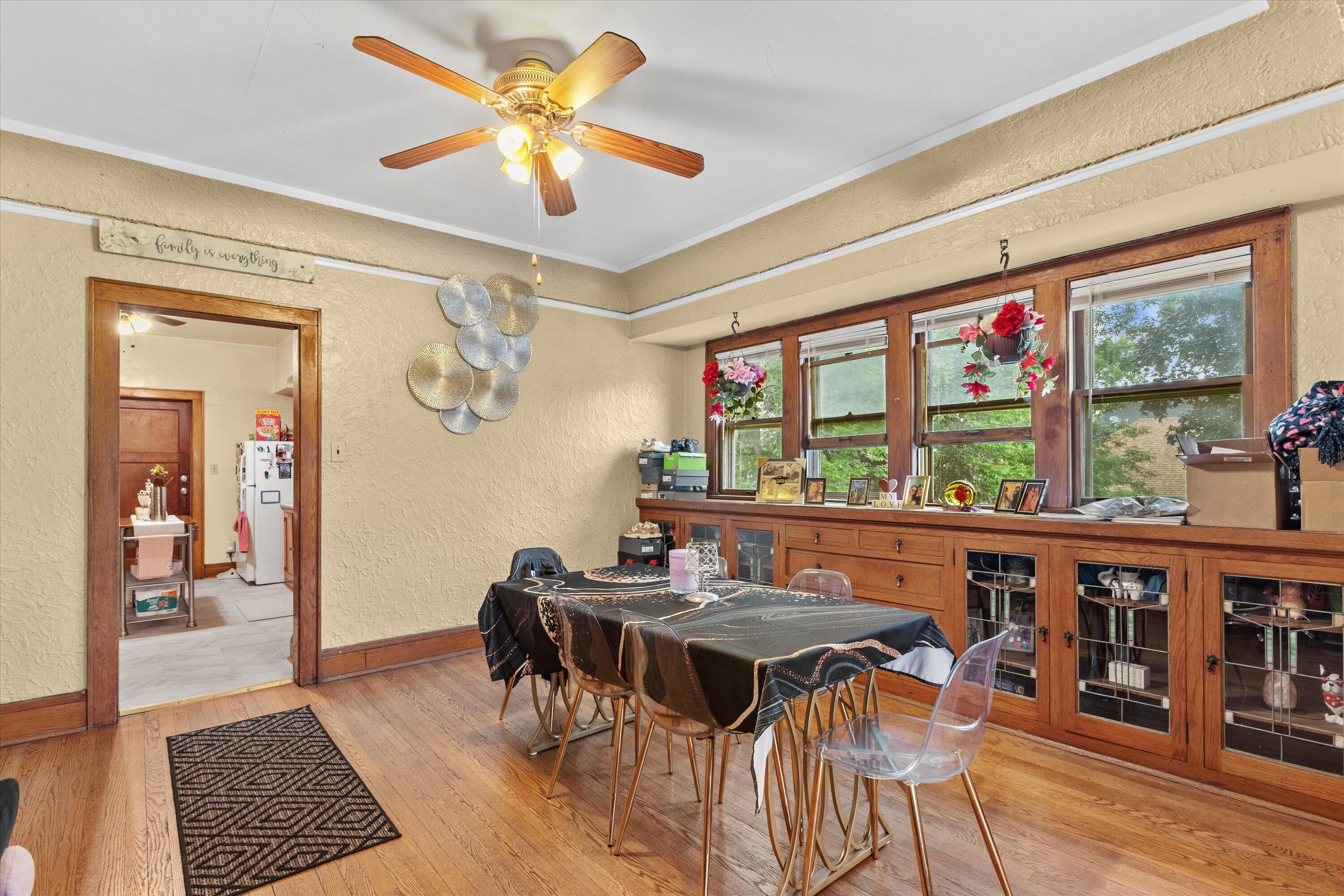 226 East Smith Street, Unit 228 Milwaukee, WI 53207 - Photo 17 of 39 Dining-Upper