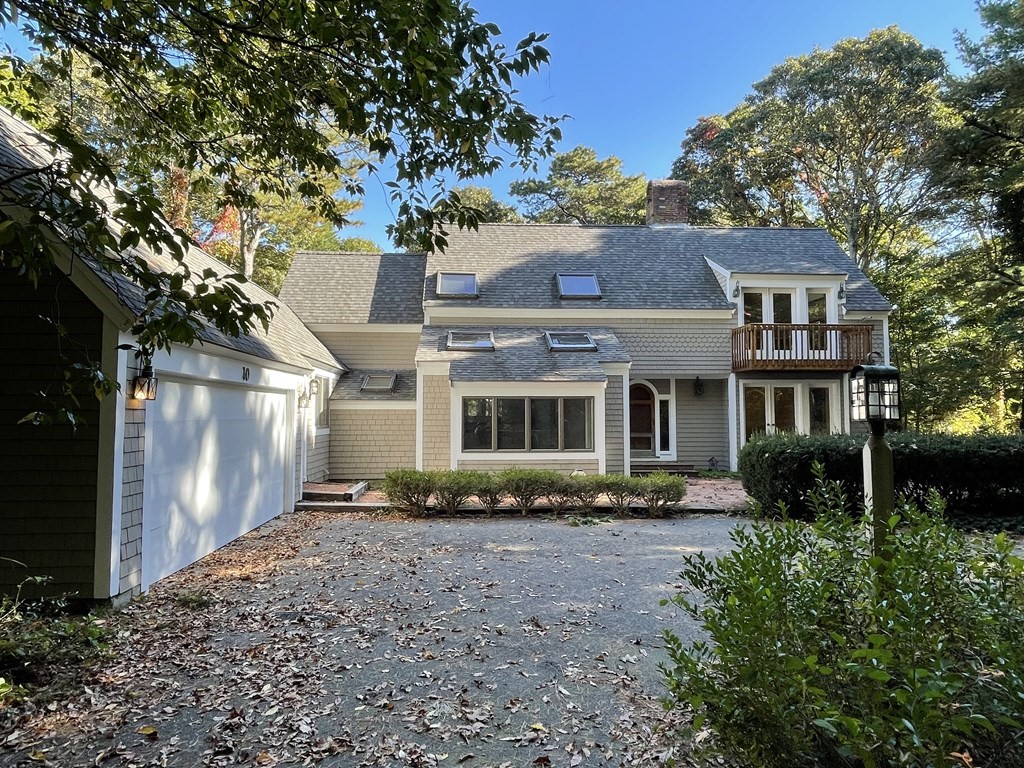 40 Punkhorn Point Road Mashpee, MA 02649 - Photo 2 of 32 Gallery Image 2