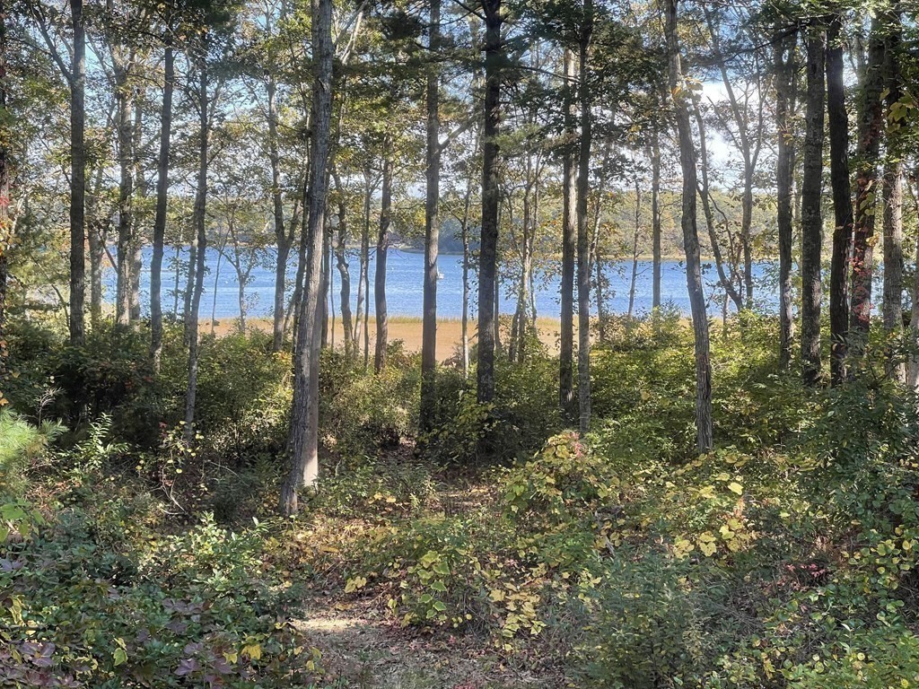 40 Punkhorn Point Road Mashpee, MA 02649 - Photo 7 of 32 Gallery Image 7